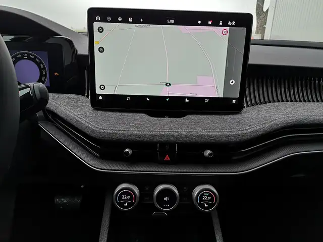 Skoda Superb view 7