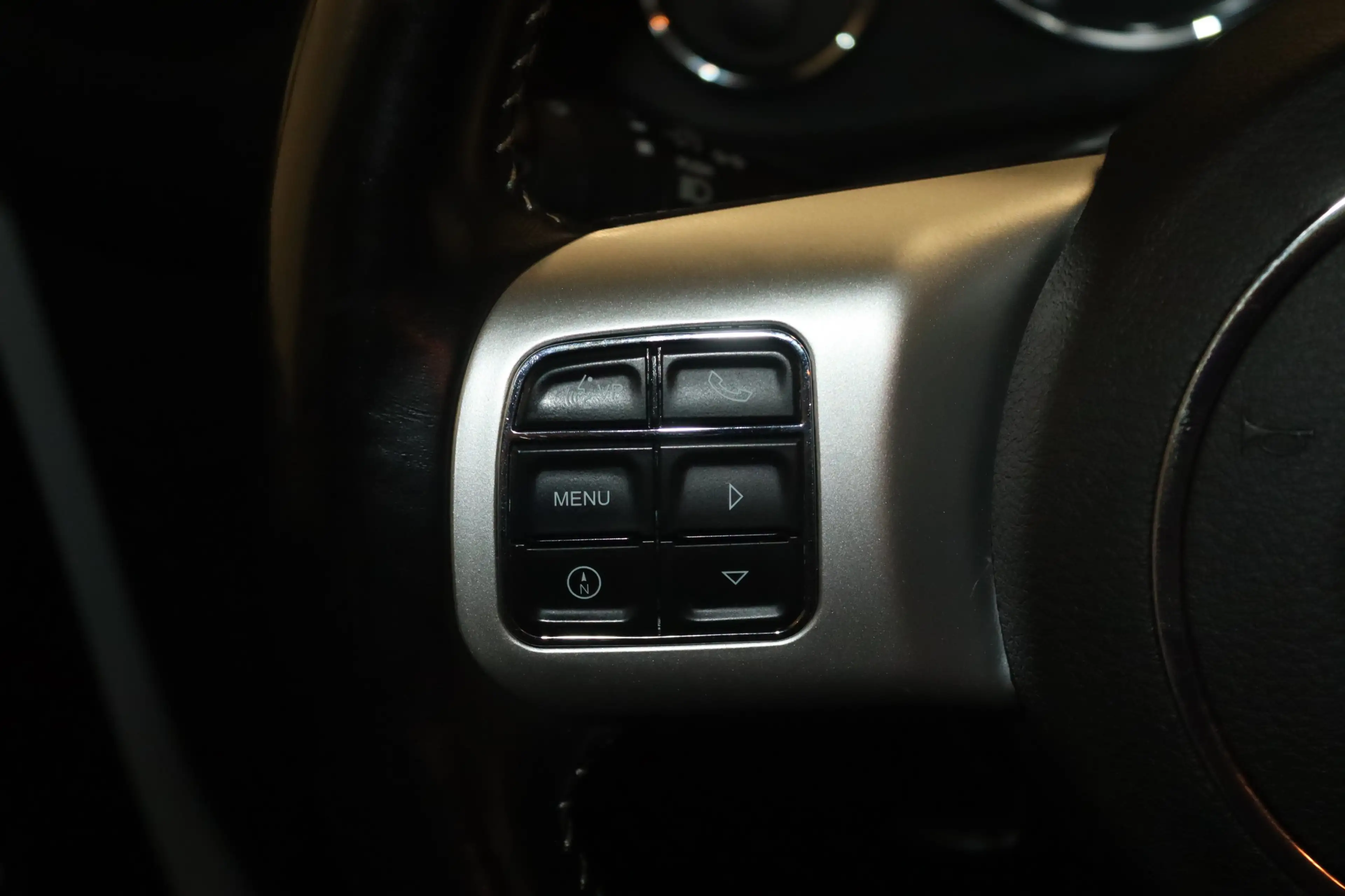 Jeep Wrangler 2.8I Aut. 4x4 JK Final Edition Kamera — photo 14