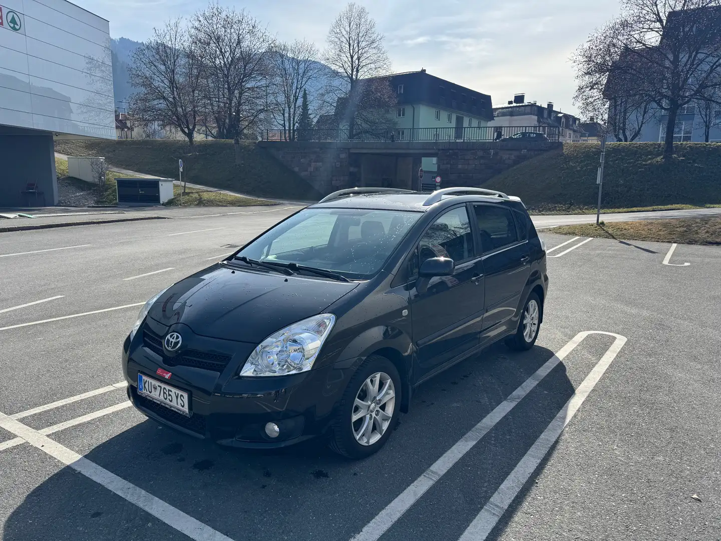 Toyota Corolla Verso Corolla Verso 1,6 VVT-i Austria Austria Černá - 1