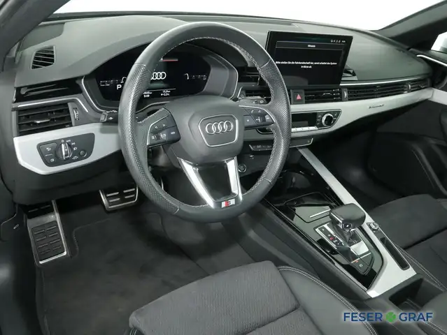 Audi A4 view 8