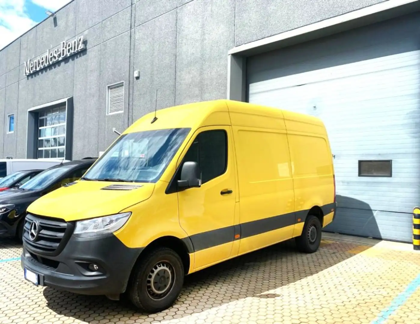 Mercedes-Benz Sprinter 319 37/35 Furgone Geel - 1
