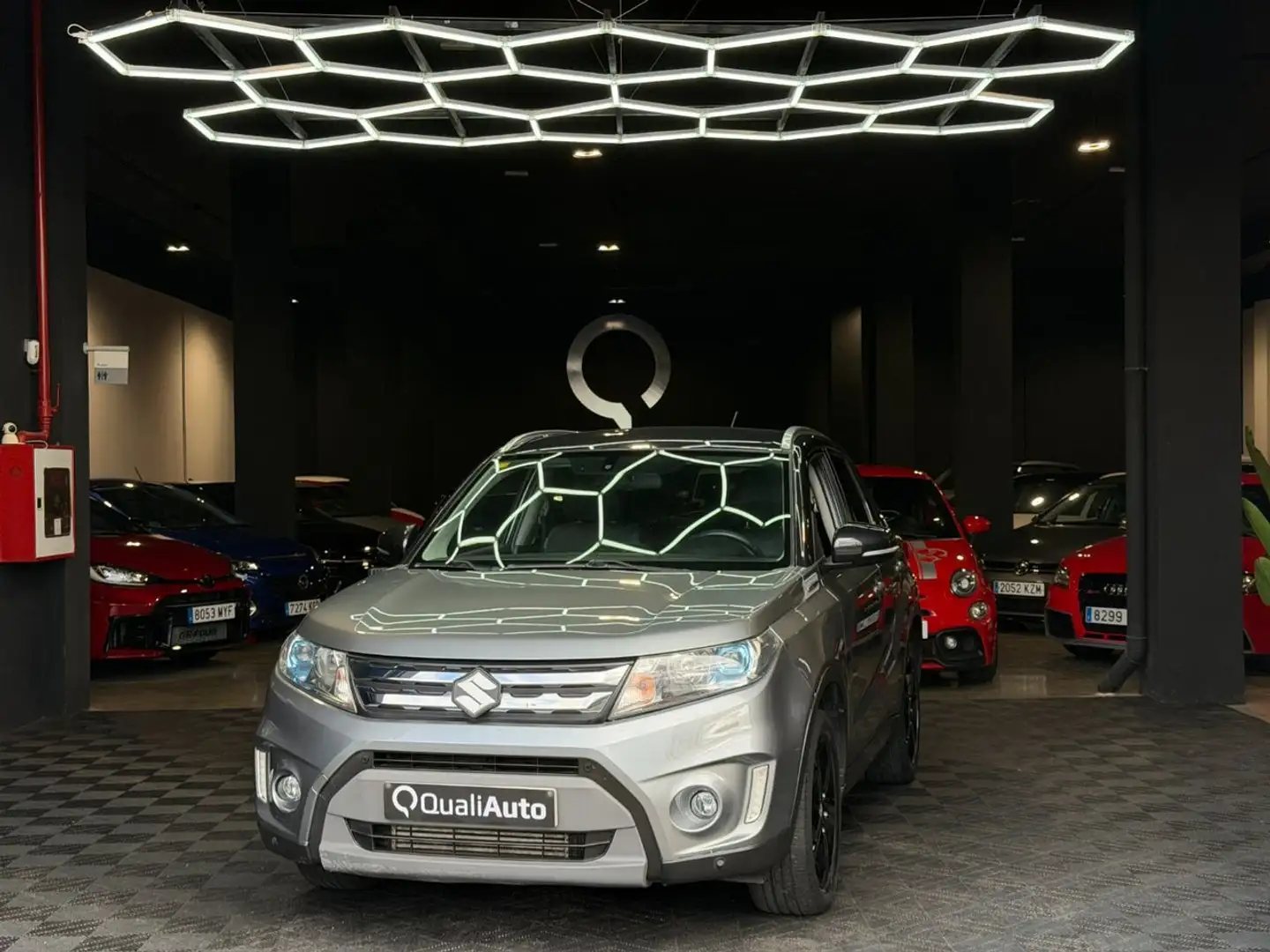 Suzuki Vitara 1.6 VVT GLX Gris - 1