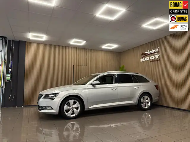 Skoda Superb Combi 1.4 TSI ACT Sportline Business * Automaat /