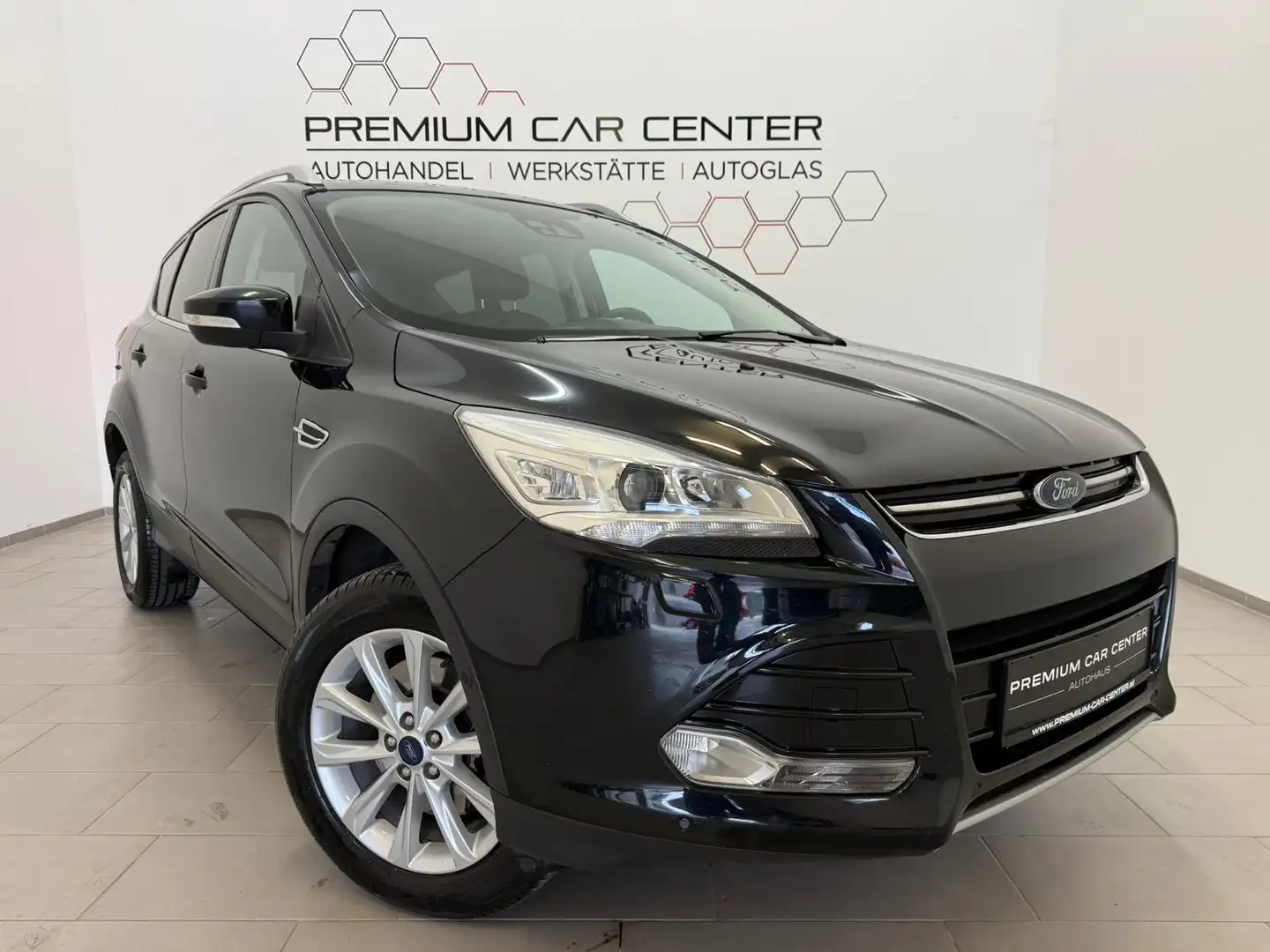 Ford Kuga 2,0 TDCi Titanium TEILLEDER / WSS-HEIZUNG Schwarz - 1