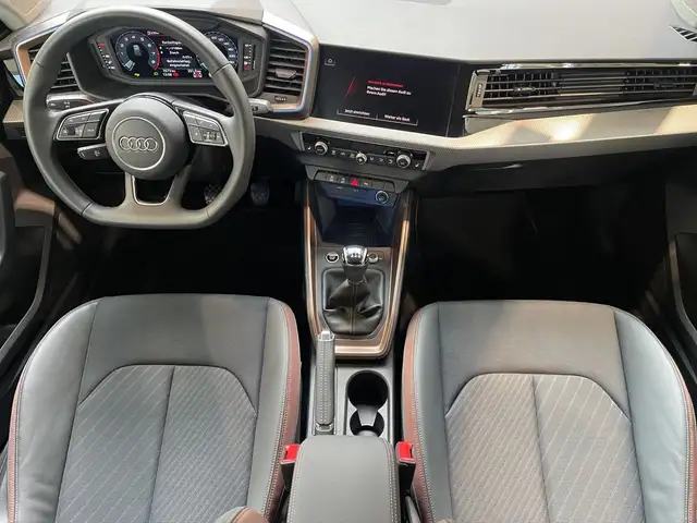 Audi A1 view 5