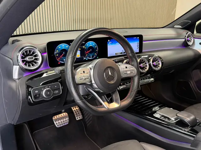Mercedes-Benz Cla view 14