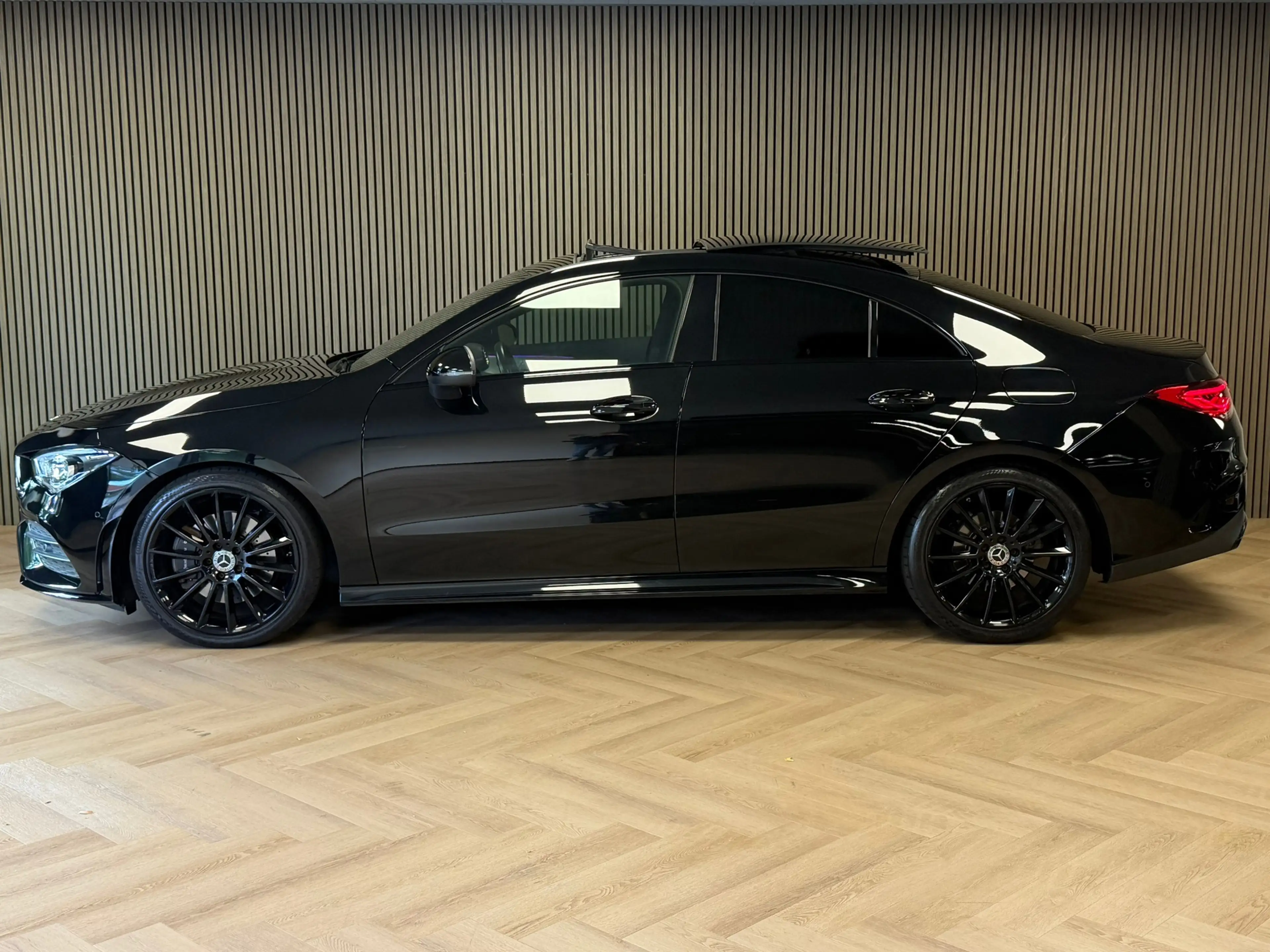 Mercedes-Benz CLA 220 Premium Plus AUT. PANORAMADAK NAVIGATIE MEMORY BUR — photo 3