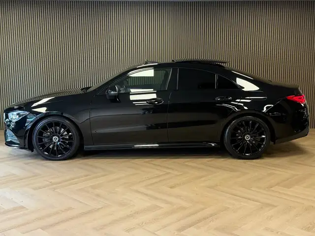 Mercedes-Benz Cla view 3