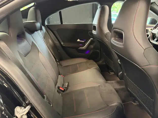 Mercedes-Benz Cla view 12