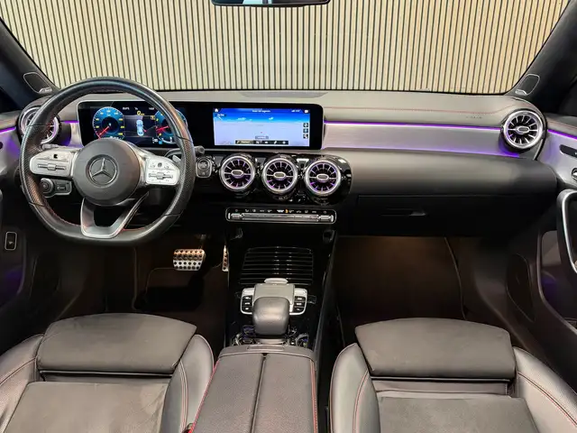 Mercedes-Benz Cla view 13