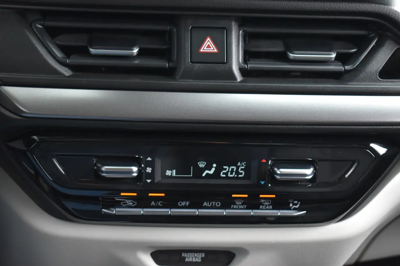 Suzuki Swift 2025 — фото 13