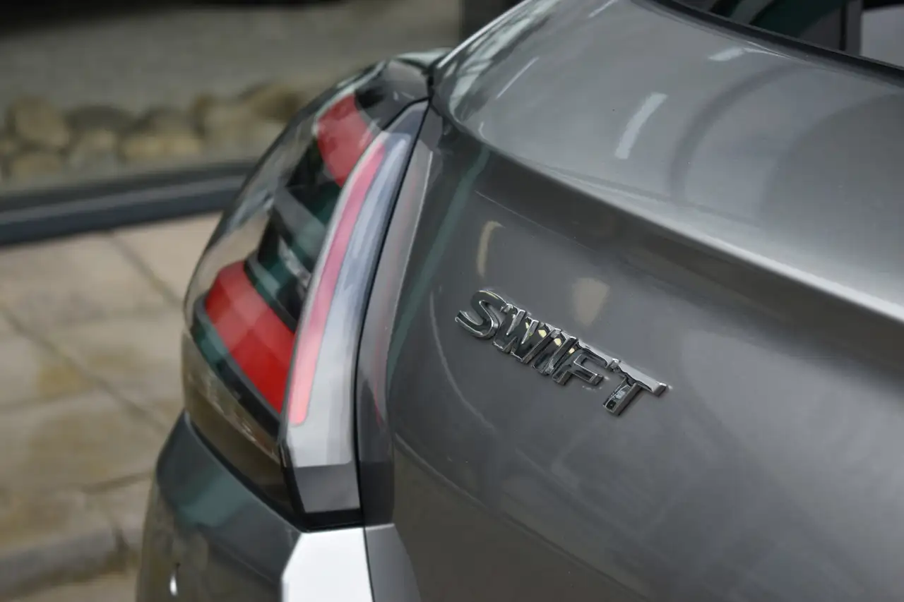 Suzuki Swift 2025 — фото 14