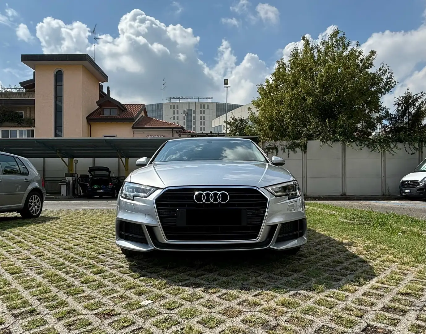 Audi A3 Sportback 40 2.0 tfsi Sport 190cv s-tronic Argento - 1