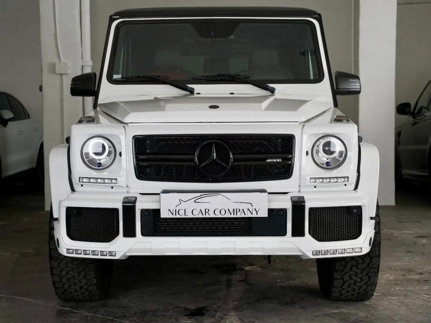 Mercedes-Benz G CLASSE G 63 AMG 571 CH Blanc - 2