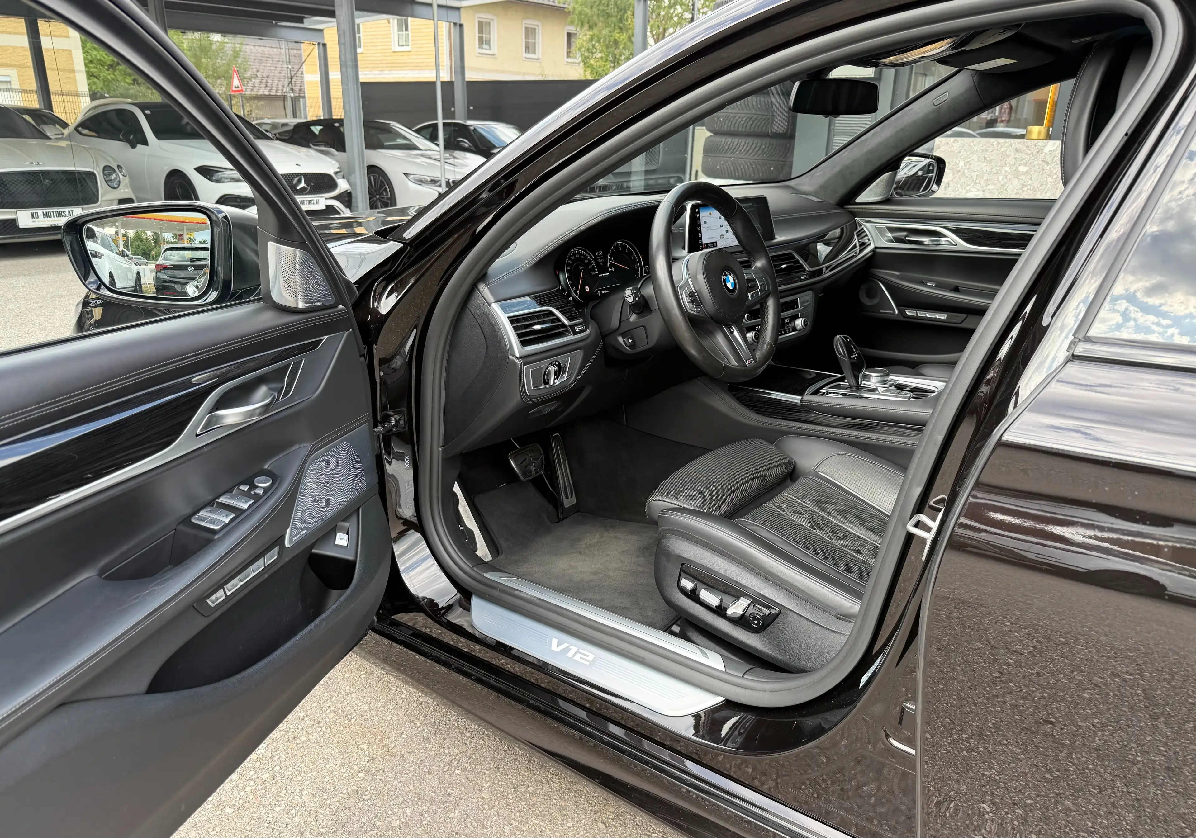 BMW 760 M Li V12 xDrive *Vollausstattung* — photo 14
