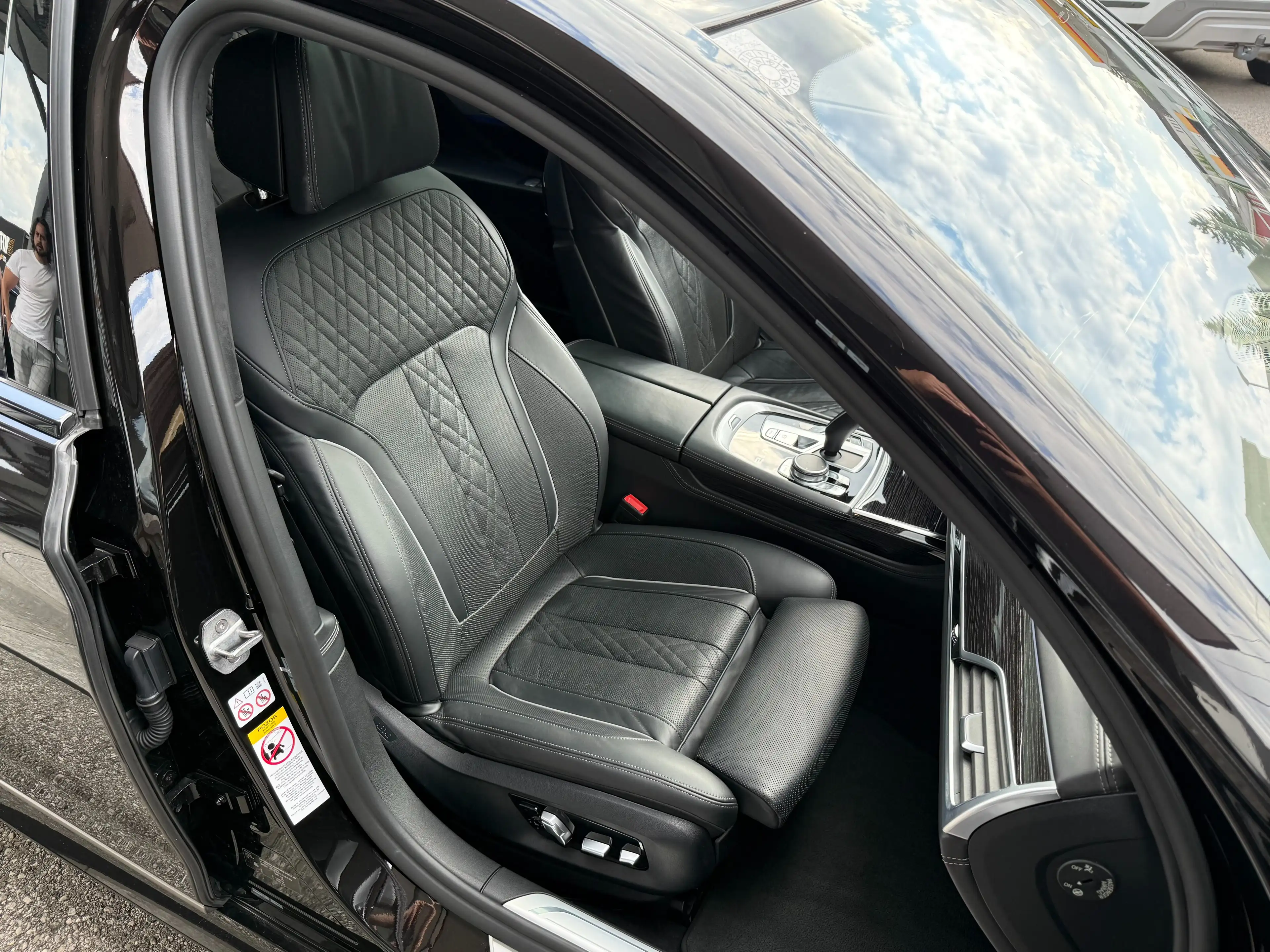 BMW 760 M Li V12 xDrive *Vollausstattung* — photo 21