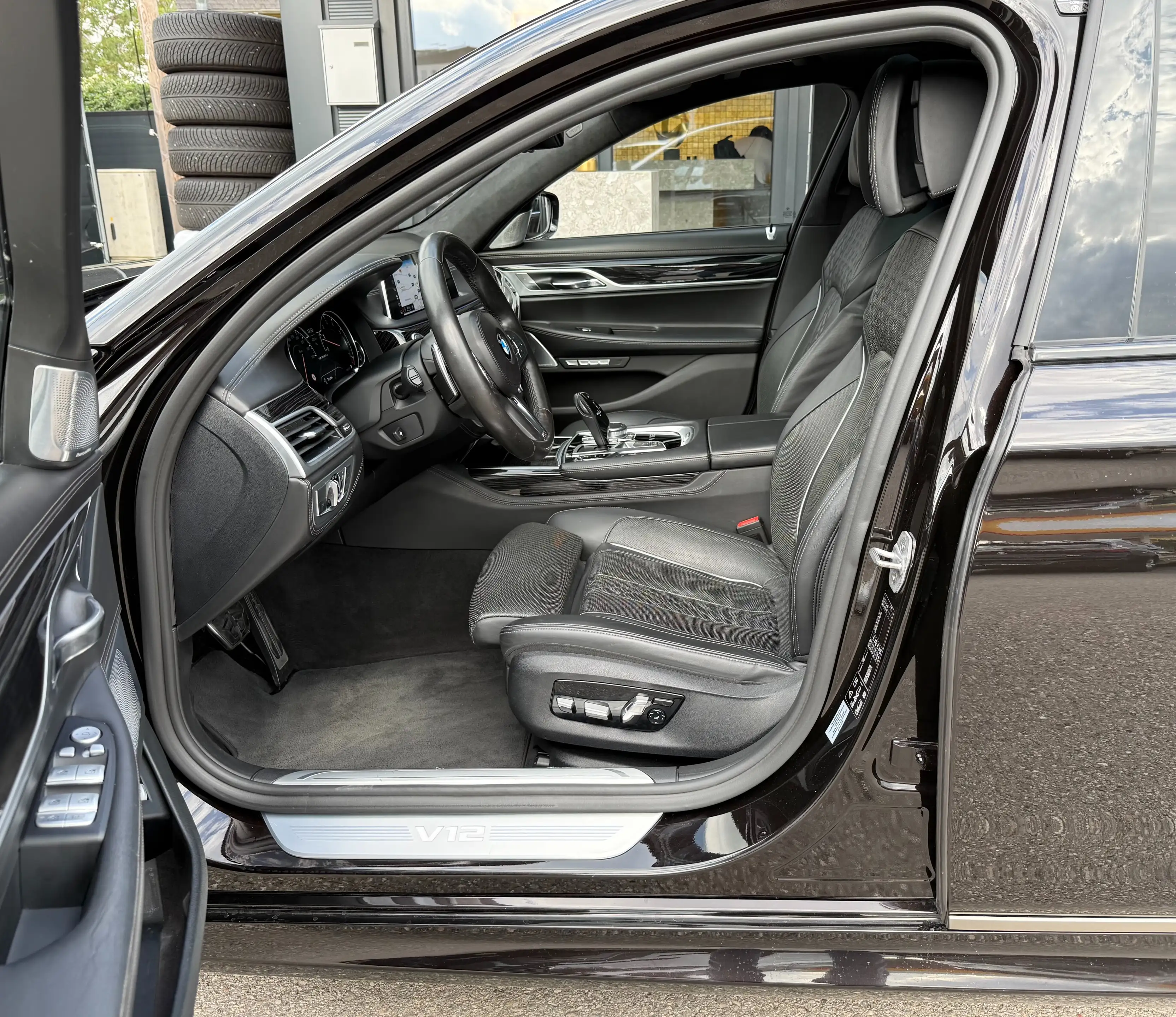 BMW 760 M Li V12 xDrive *Vollausstattung* — photo 13