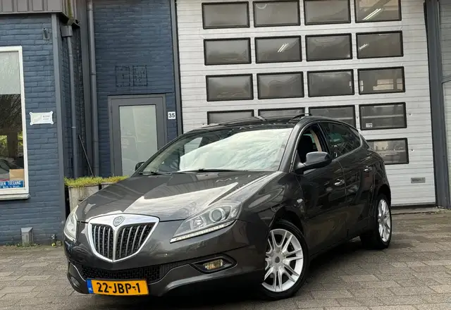 Lancia Delta 1.4-16V Platino | Clima | Cruise | Pano-Dak