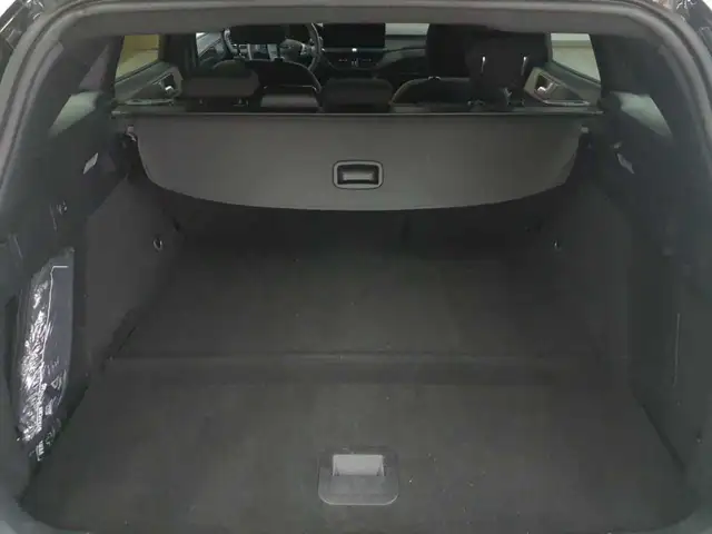 Ford Focus view 15