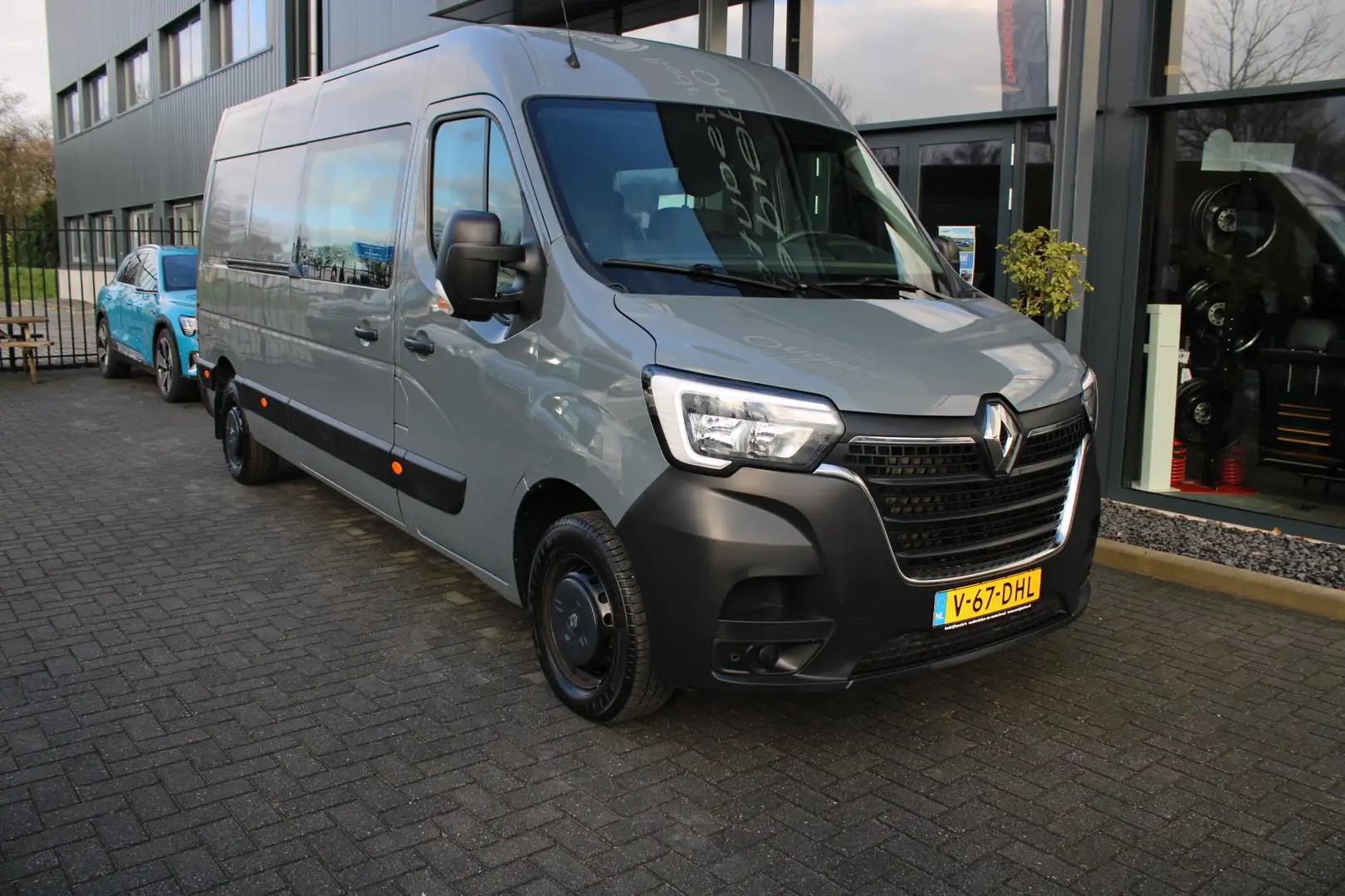 Renault Master T35 2.3 dCi 150 L3H2 Dubbele cabine 7 persoons air Gris - 2