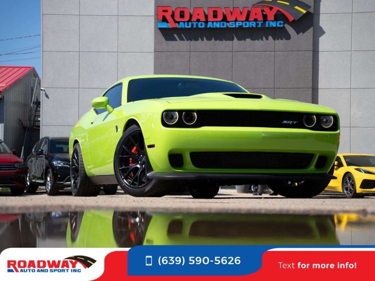 2015 Dodge Challenger SRT Hellcat 6-Speed Manual | Harman/Kardon Sound |