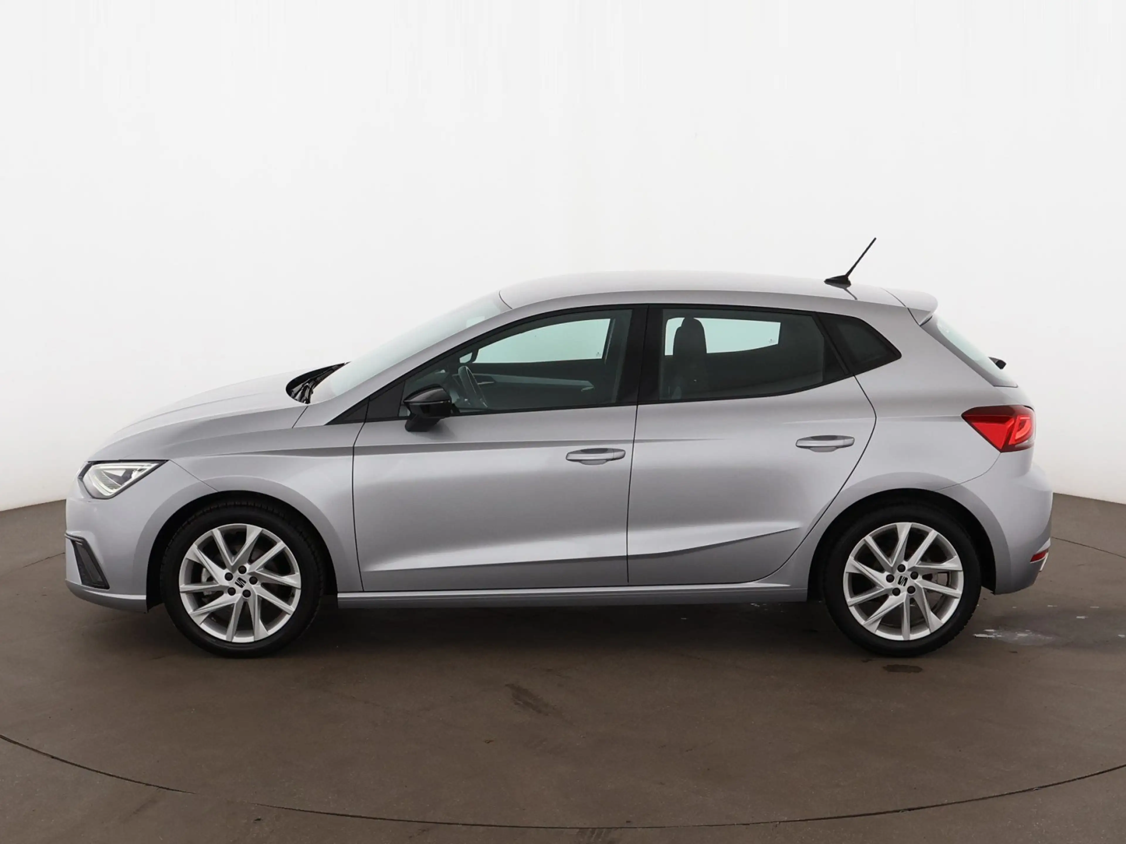 SEAT Ibiza 1.0 TSI FR LED NAVI ASSIST DIGITAL-TACHO — photo 5