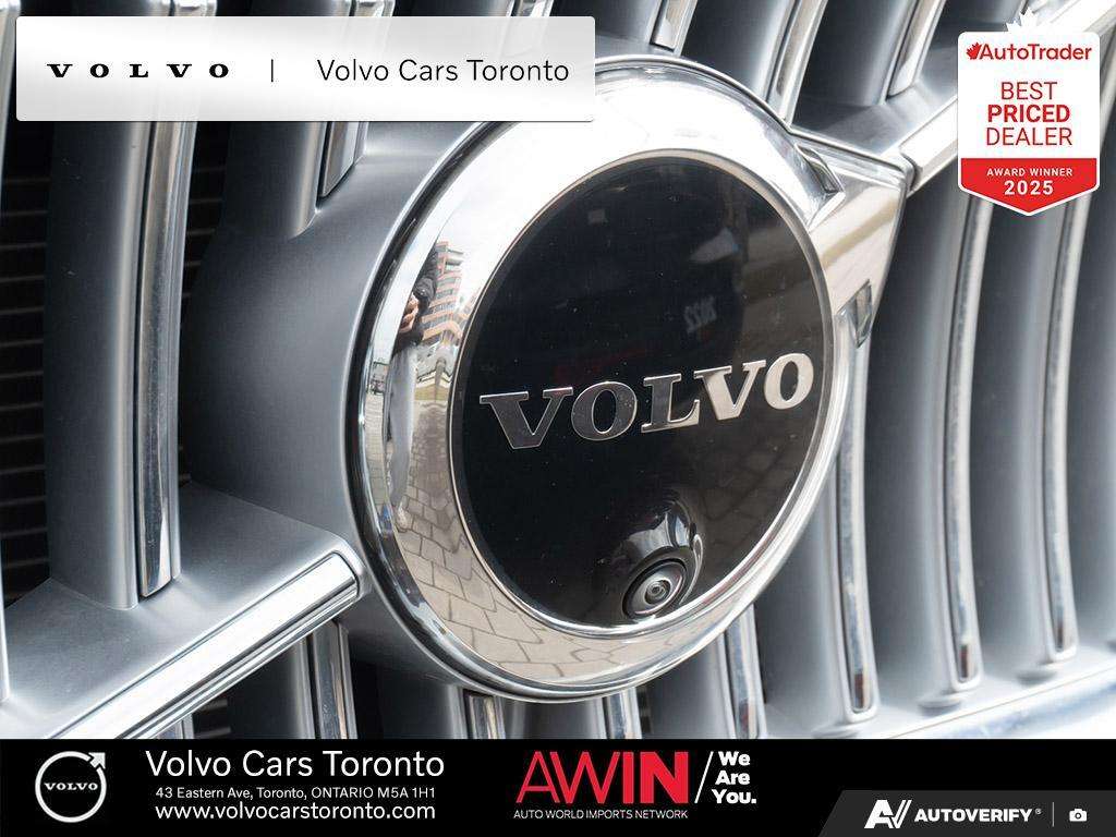 2024 Volvo XC90 B6 AWD Ultimate Bright Theme 7-Seater | 22" Wheels thumb 9