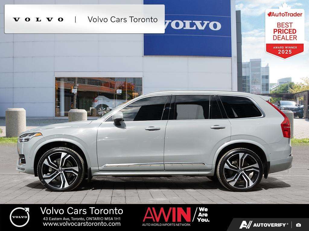 2024 Volvo XC90 B6 AWD Ultimate Bright Theme 7-Seater | 22" Wheels alt 3