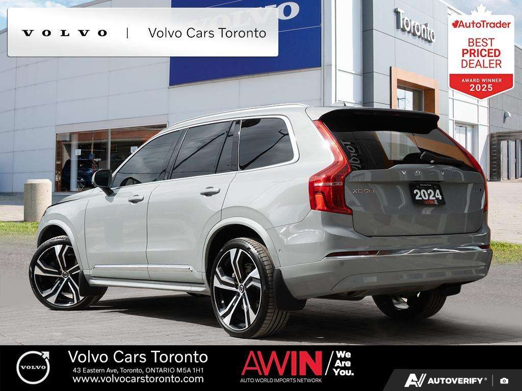 2024 Volvo XC90 B6 AWD Ultimate Bright Theme 7-Seater | 22" Wheels alt 4