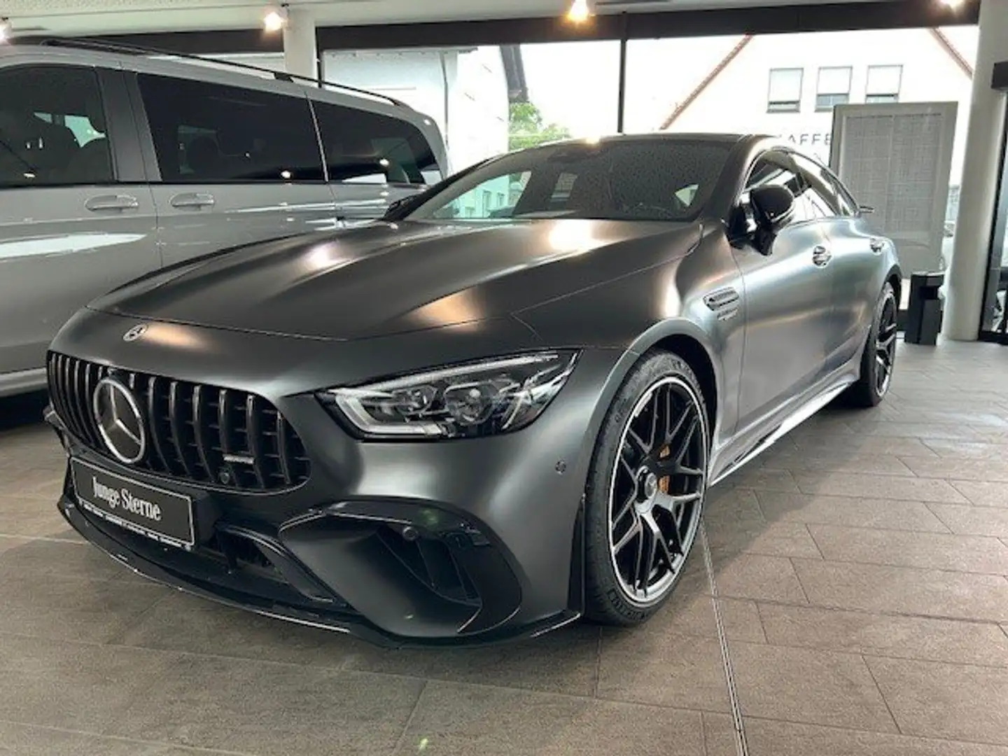 Mercedes-Benz AMG GT 63 S E PERFORMANCE Pano/Keramik/Sound/Dis Grau - 2