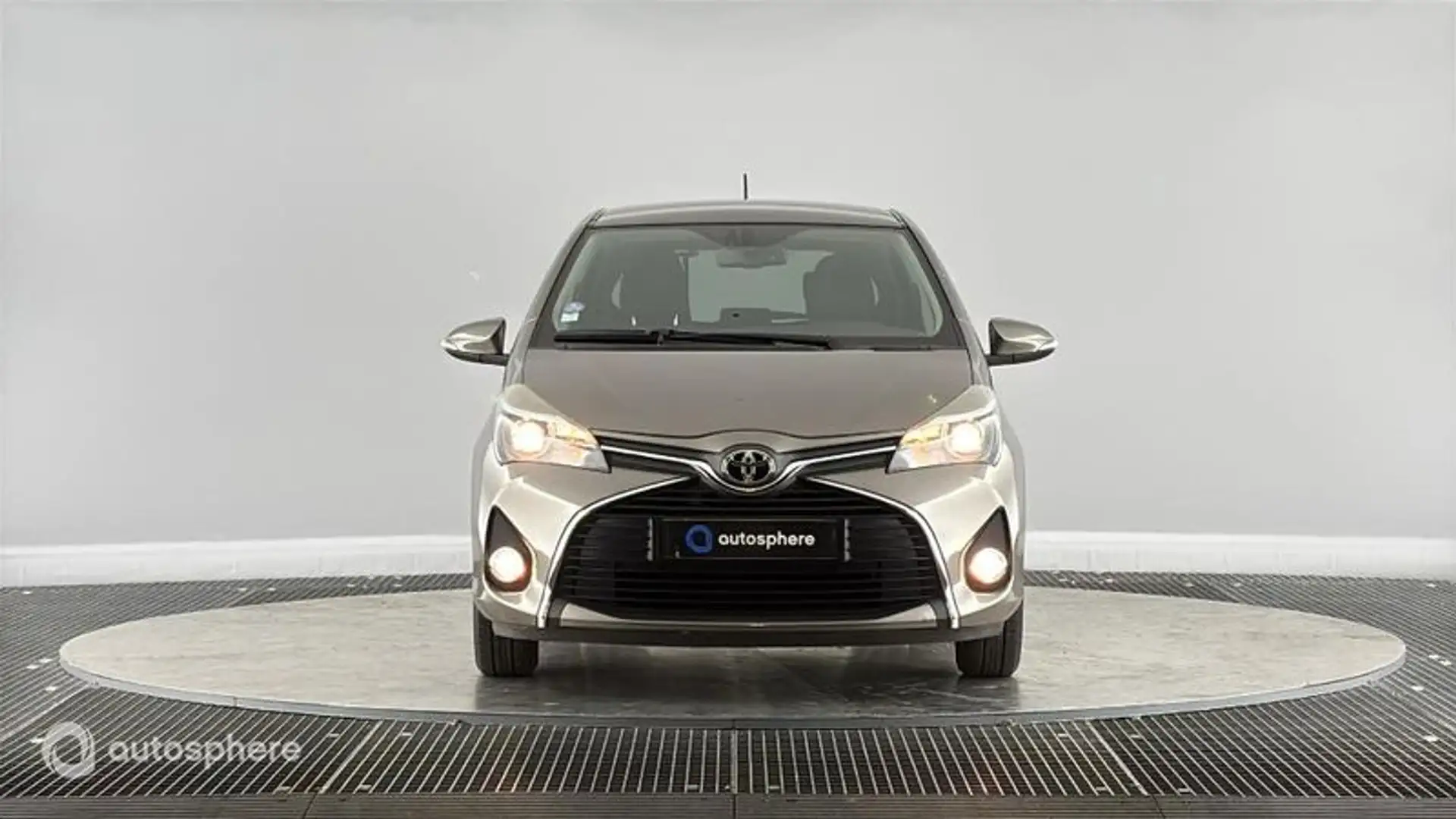 Toyota Yaris 100 VVT-i Dynamic 5p - 2