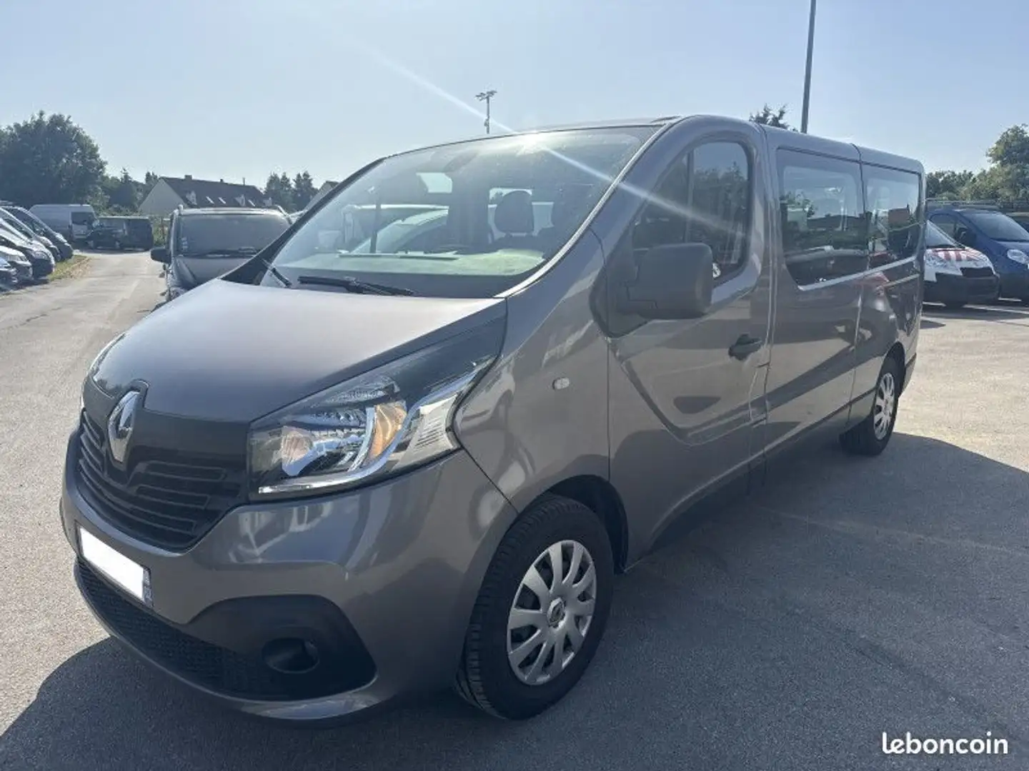 Renault Trafic III COMBI L2 1.6 DCI 125CH ENERGY LIFE 9 PLACES Grey - 1