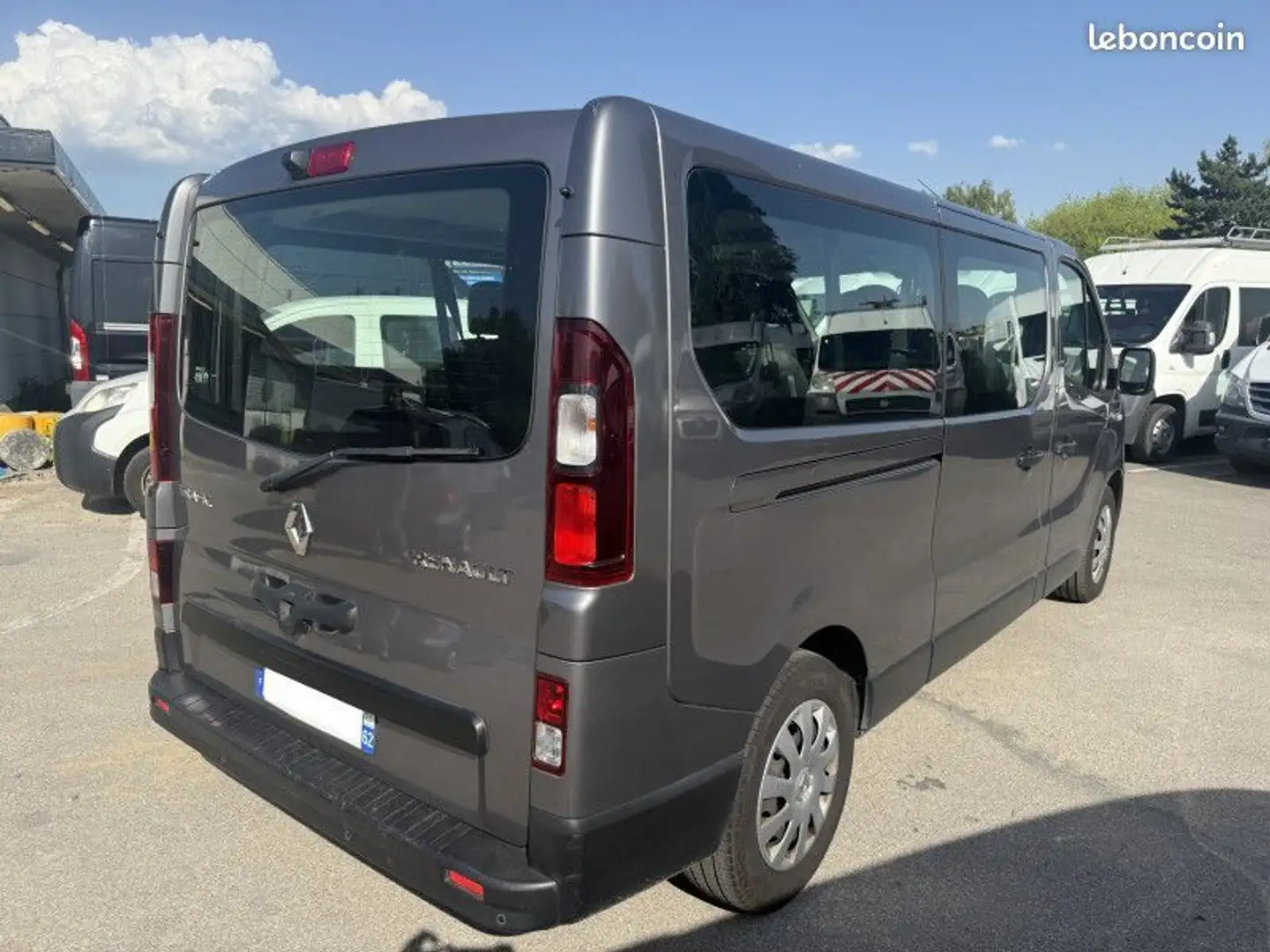 Renault Trafic III COMBI L2 1.6 DCI 125CH ENERGY LIFE 9 PLACES Grey - 2