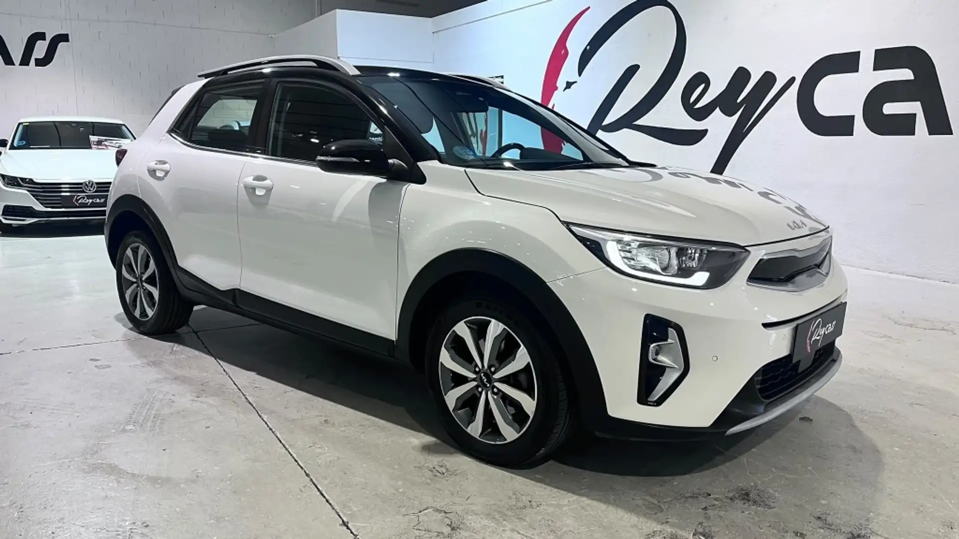 Kia Stonic 1.0 T-GDi MHEV Drive 120 Blanco - 1