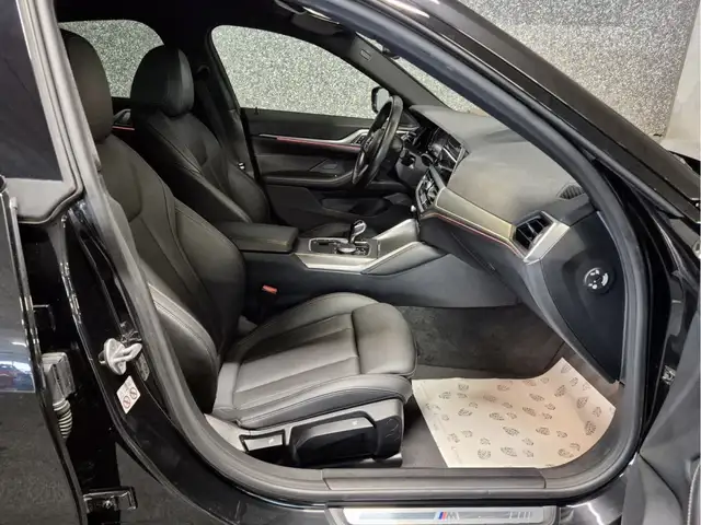 BMW 4 Series view 4