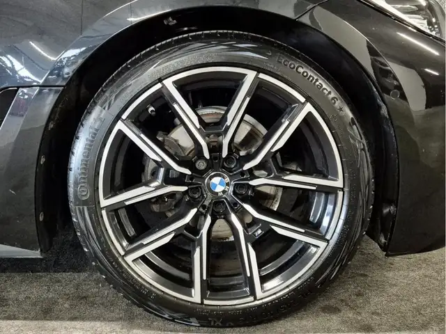 BMW 4 Series view 13
