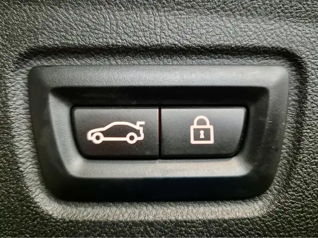 BMW 4 Series view 12