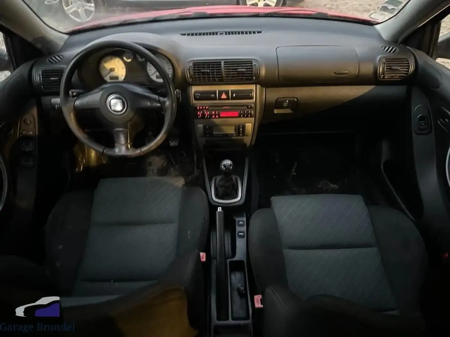 SEAT Leon 1.9 TDi 150cv Sport FR 3éme Main Rouge - 2