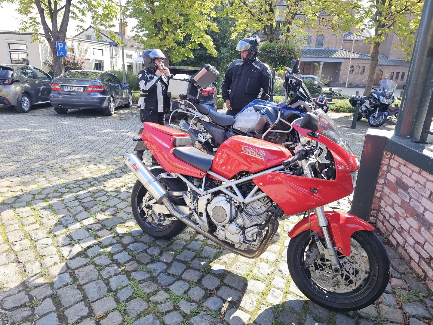 Yamaha TRX 850 Rosso - 1