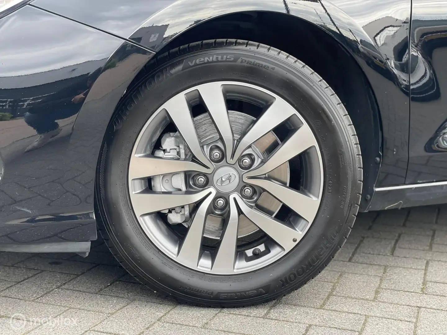 Hyundai i30 1.4 i-Drive 1e Eig DEALER ONDERHOUDEN!! Zwart - 2