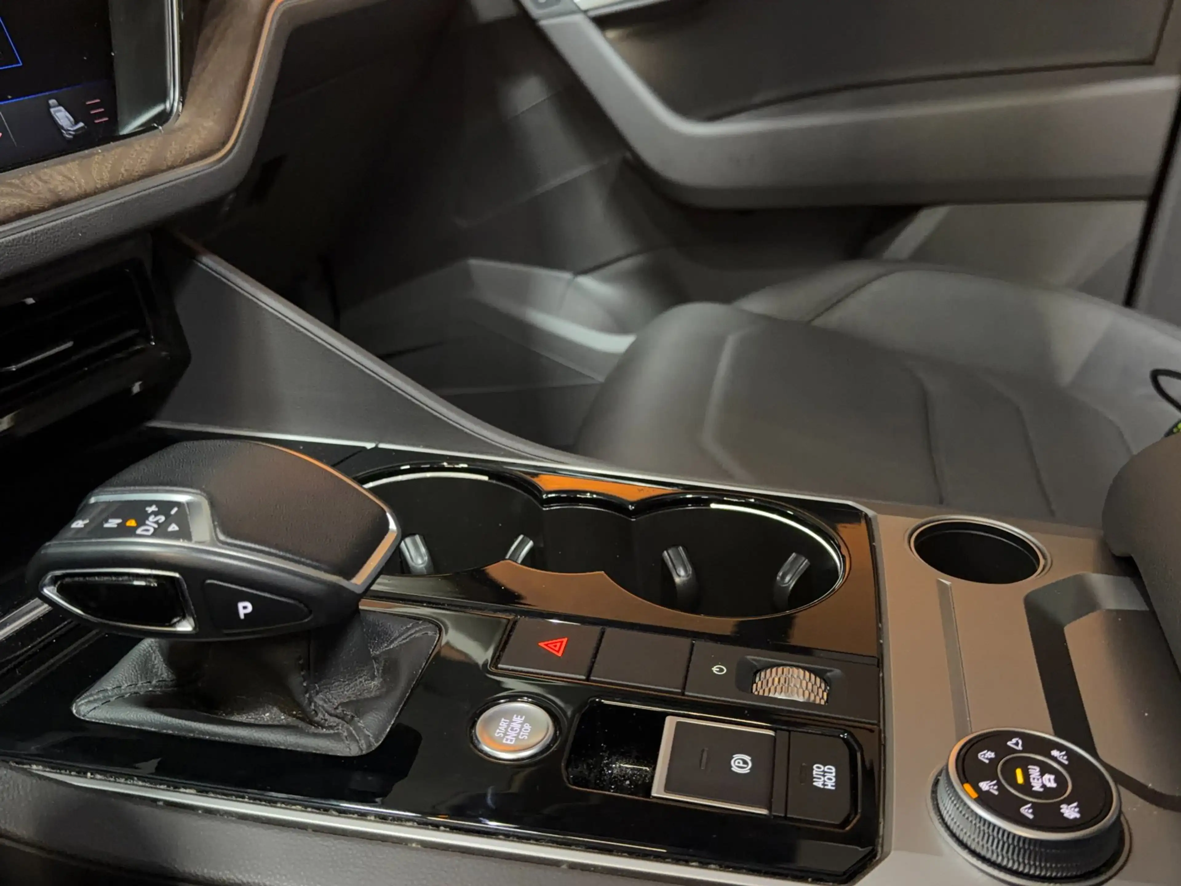 Volkswagen Touareg 3.0 TSi eHybrid 4MOTION 381PK Elegance BOVAG Garan — photo 44