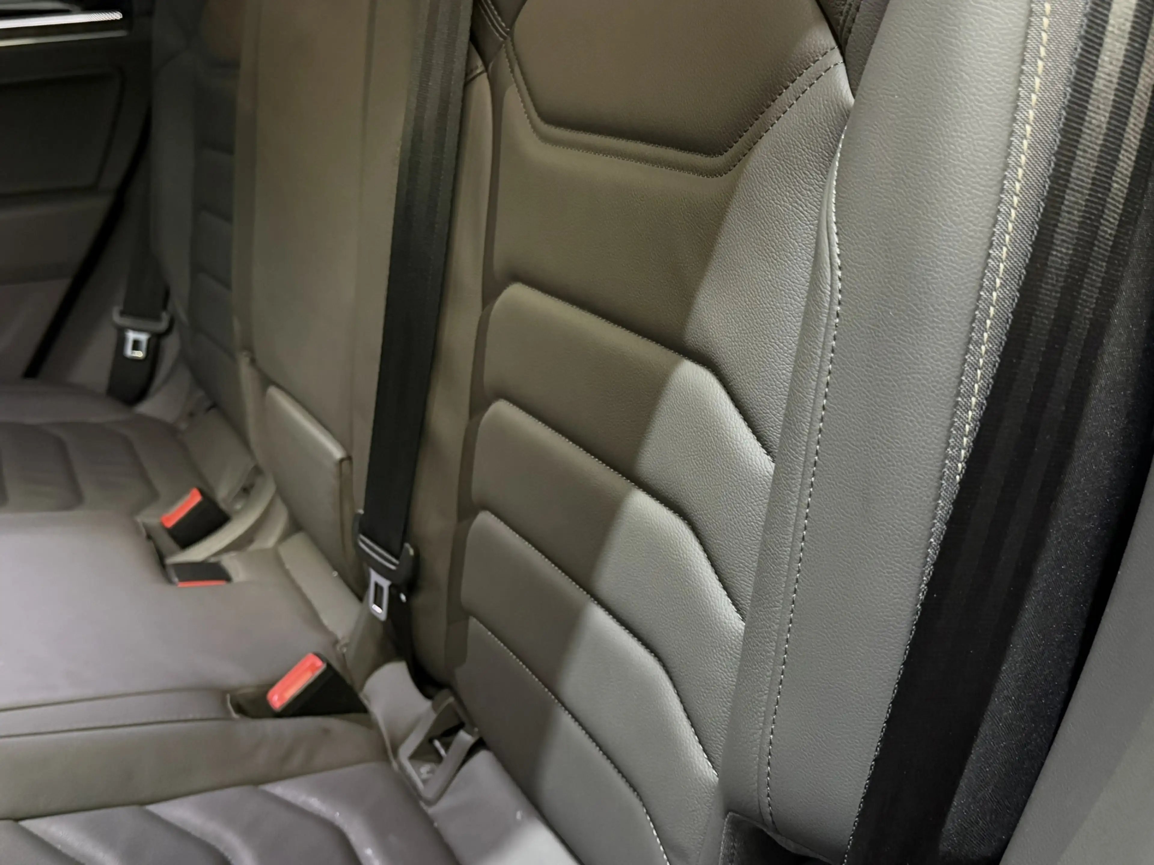 Volkswagen Touareg 3.0 TSi eHybrid 4MOTION 381PK Elegance BOVAG Garan — photo 33
