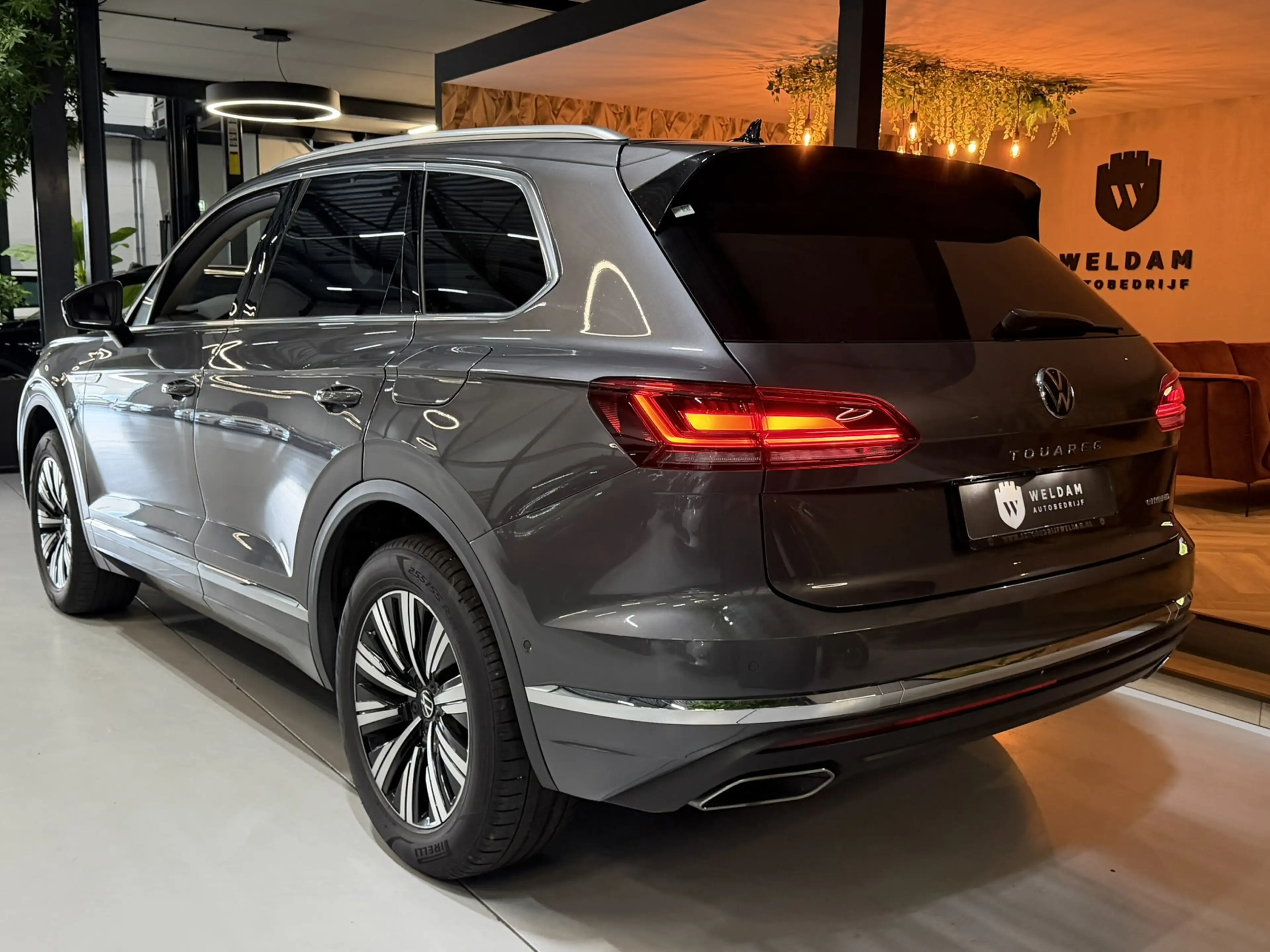 Volkswagen Touareg 3.0 TSi eHybrid 4MOTION 381PK Elegance BOVAG Garan — photo 11