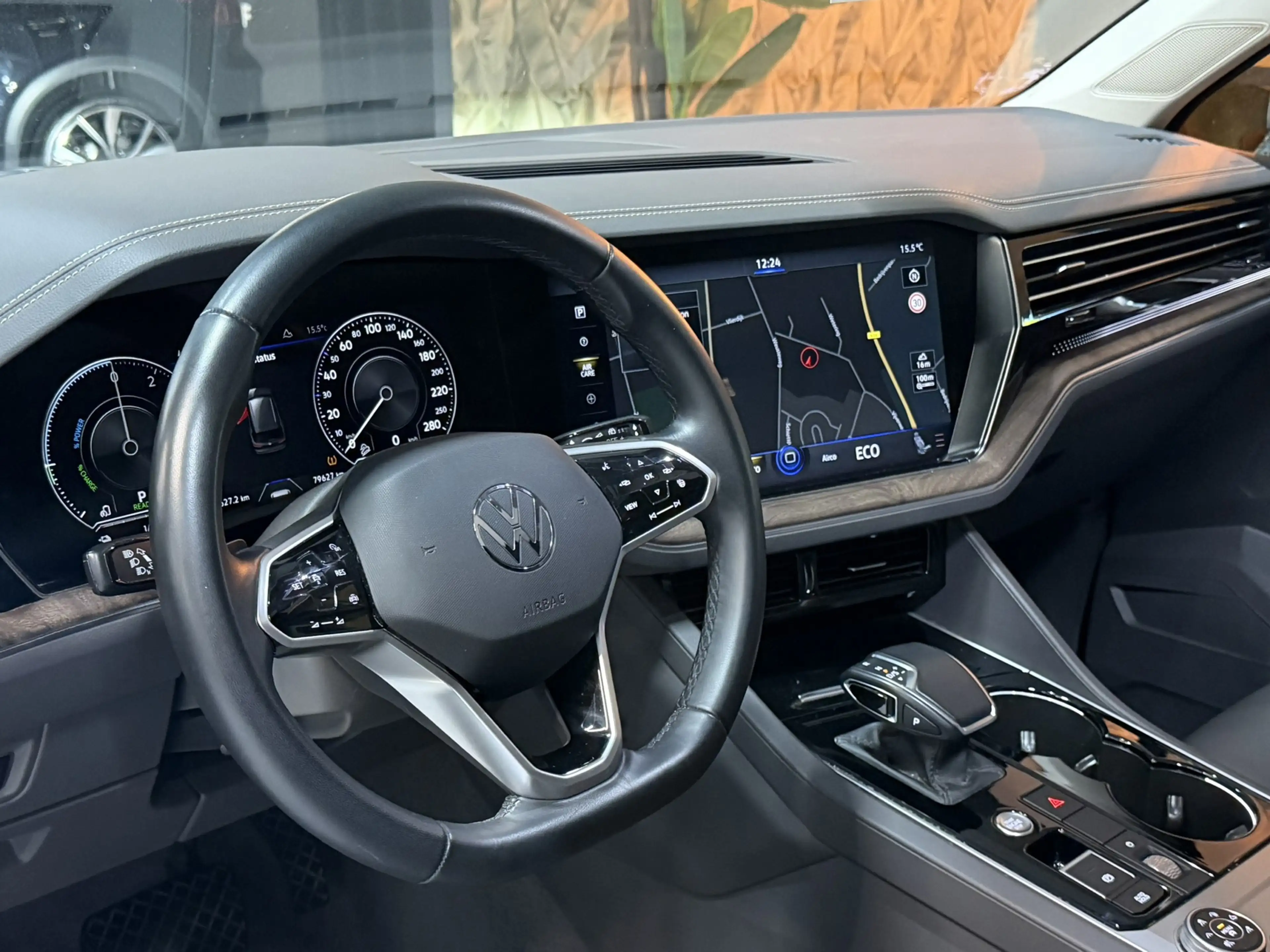 Volkswagen Touareg 3.0 TSi eHybrid 4MOTION 381PK Elegance BOVAG Garan — photo 3