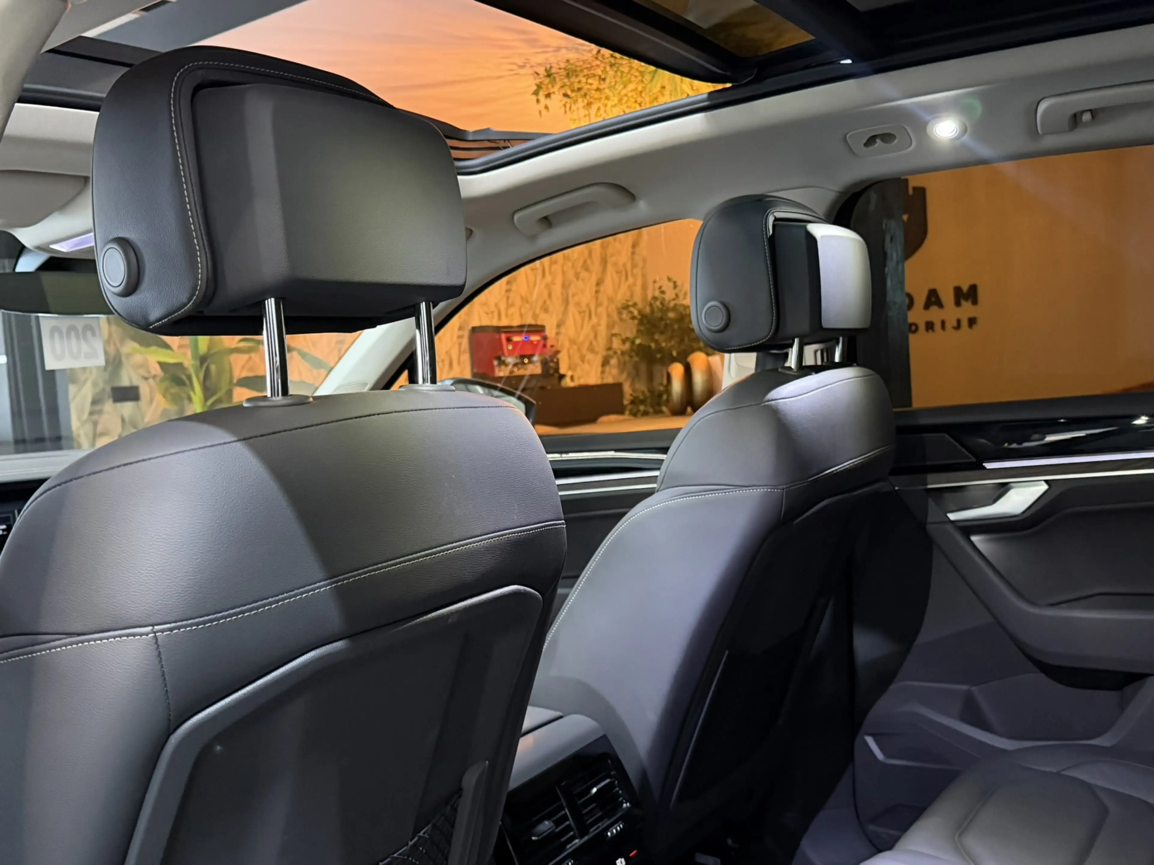 Volkswagen Touareg 3.0 TSi eHybrid 4MOTION 381PK Elegance BOVAG Garan — photo 29