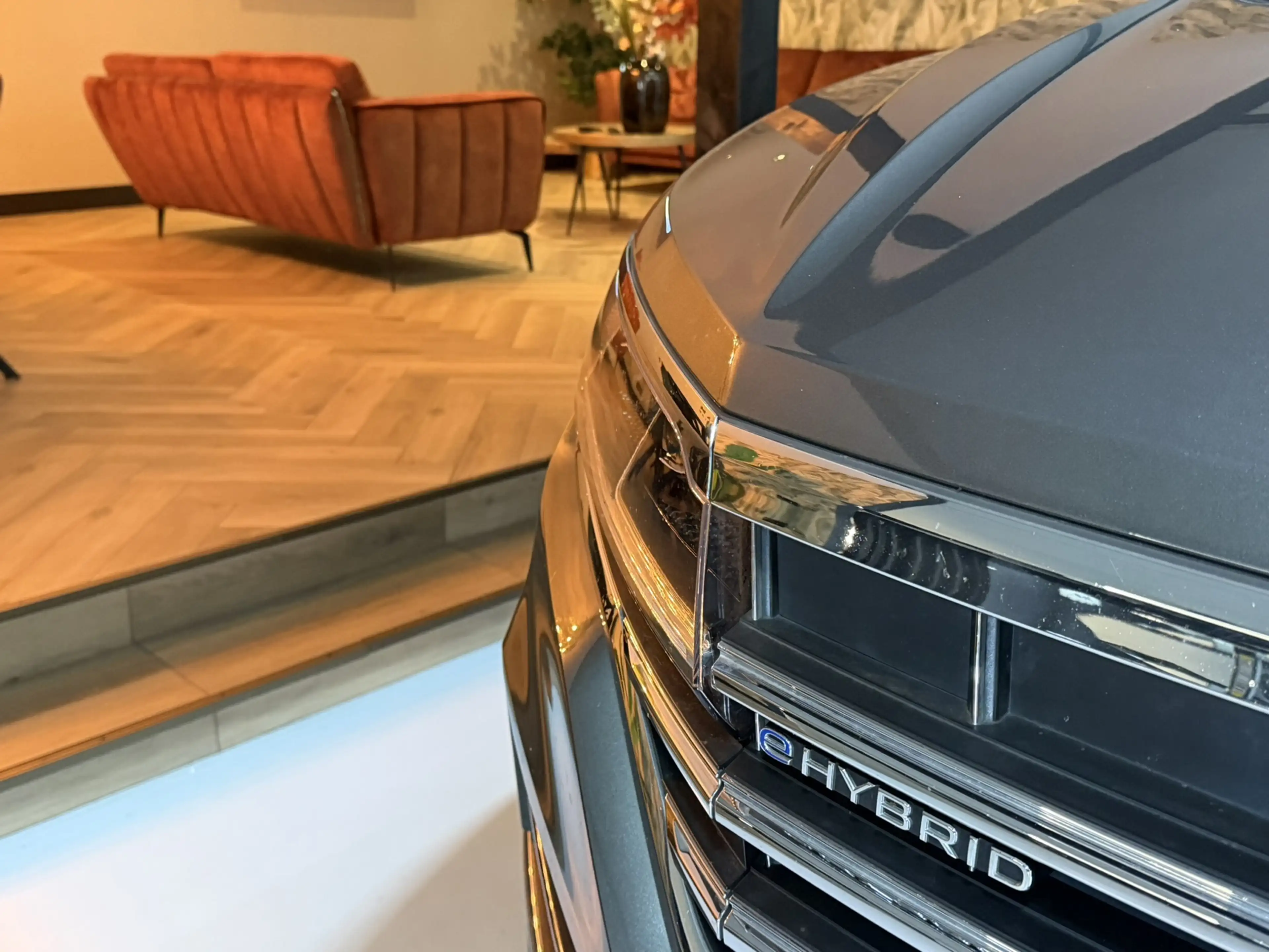 Volkswagen Touareg 3.0 TSi eHybrid 4MOTION 381PK Elegance BOVAG Garan — photo 18