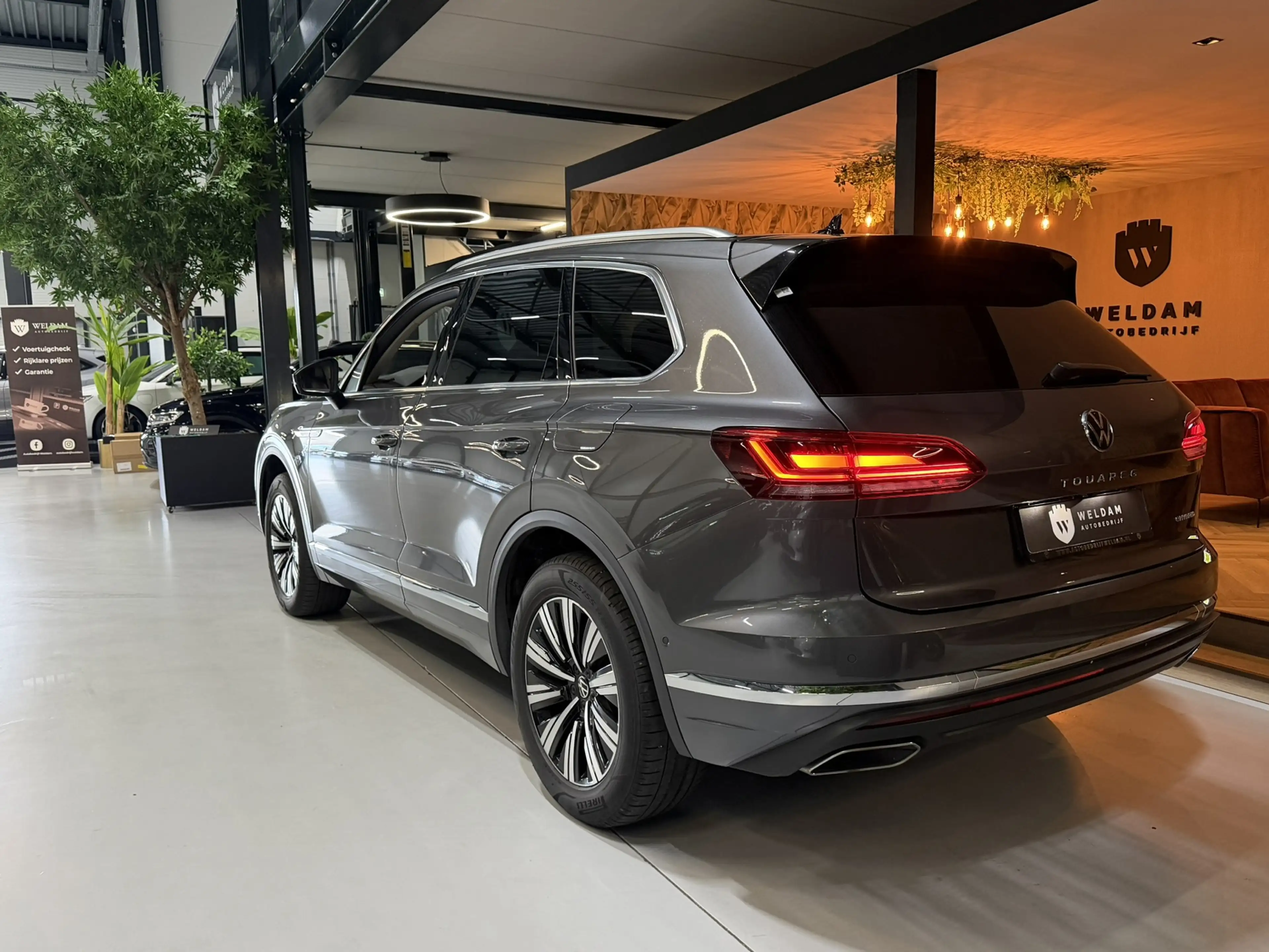Volkswagen Touareg 3.0 TSi eHybrid 4MOTION 381PK Elegance BOVAG Garan — photo 7