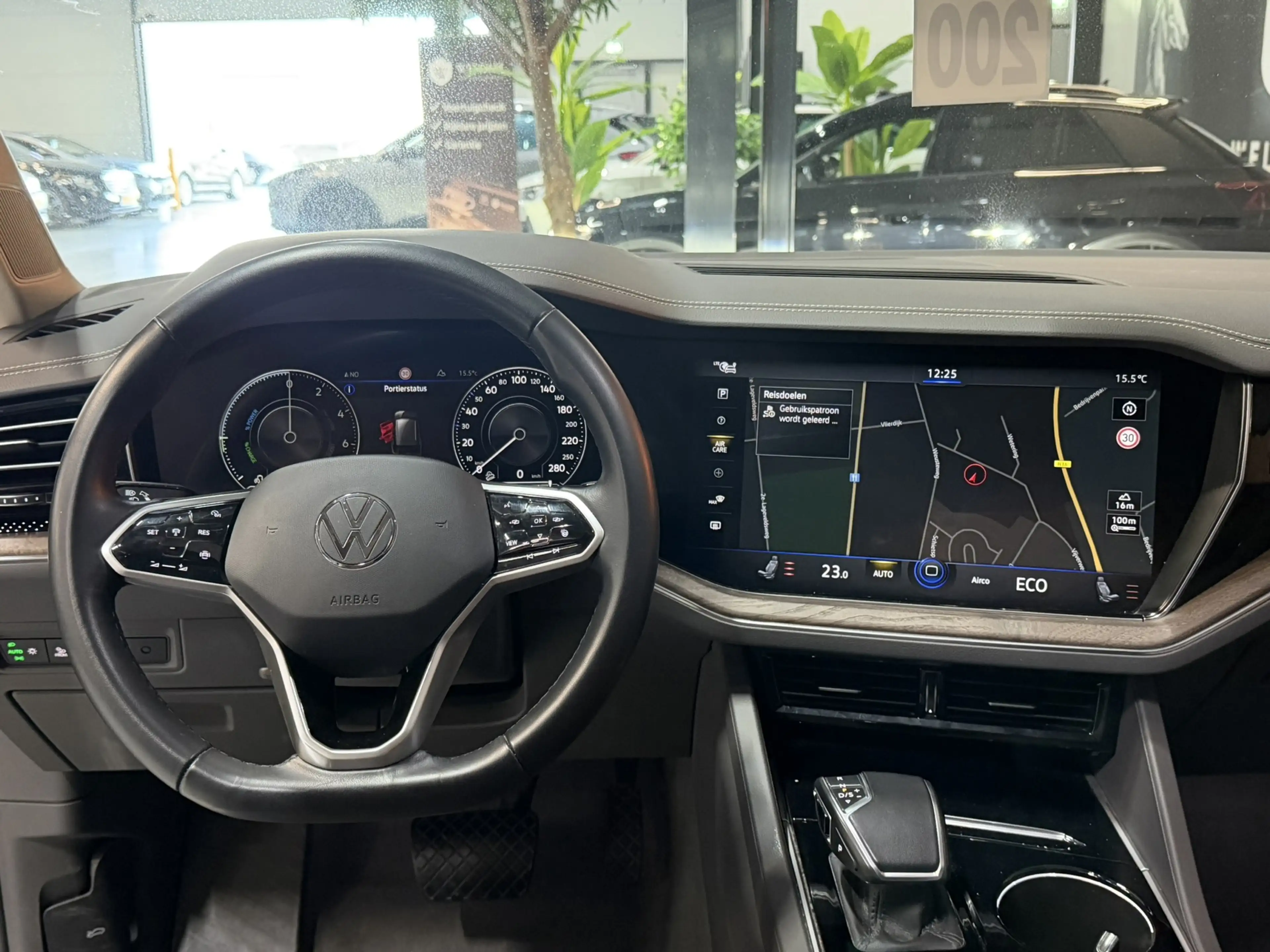 Volkswagen Touareg 3.0 TSi eHybrid 4MOTION 381PK Elegance BOVAG Garan — photo 25