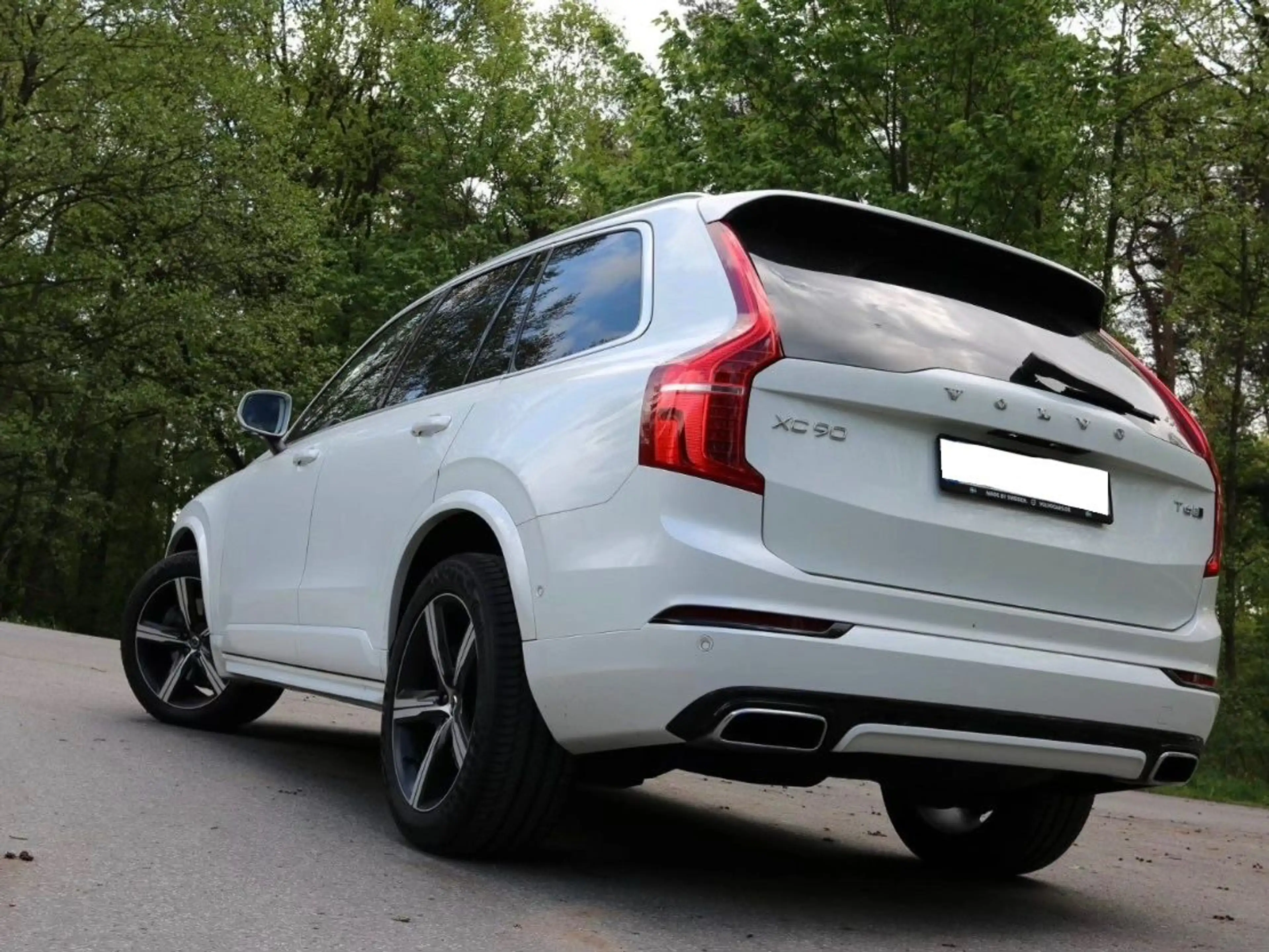 Volvo XC90 R Design AWD 7 Sitzer | Navigation | Leder — photo 7