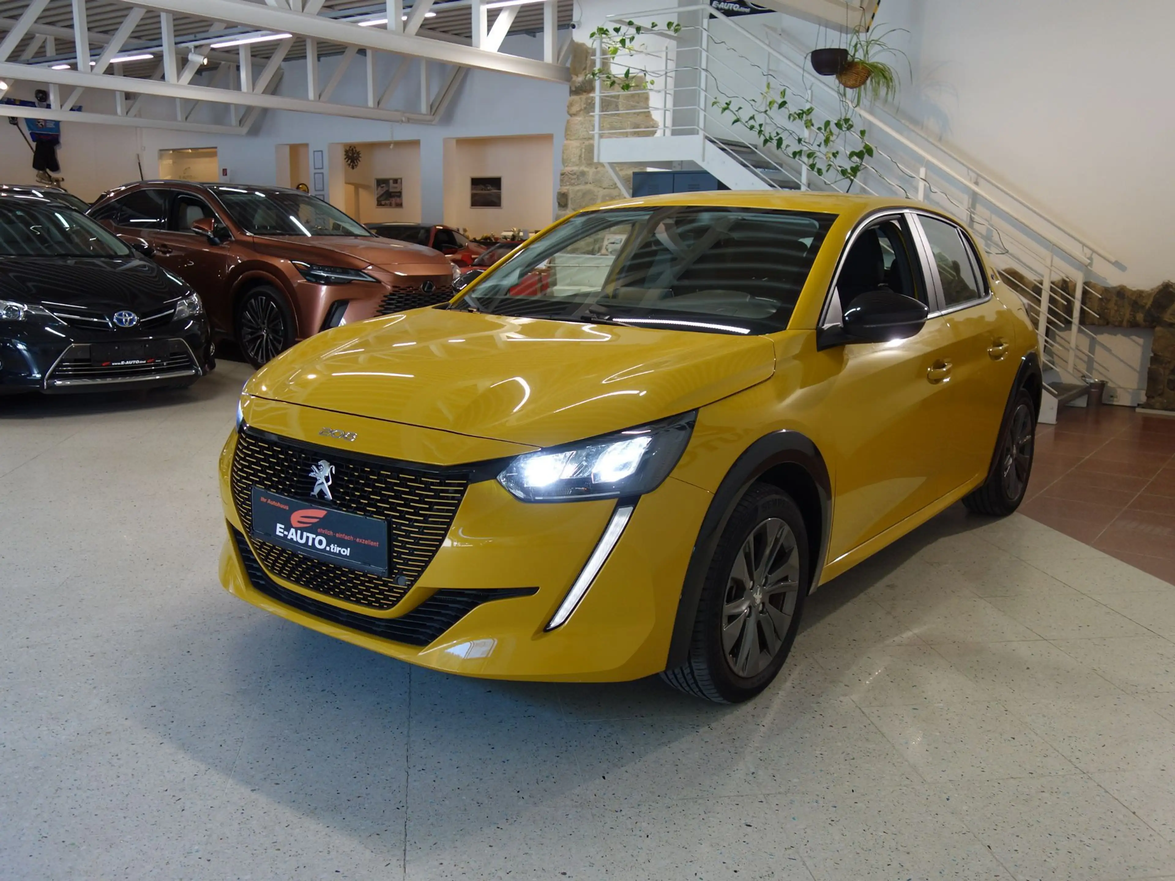 Peugeot 208 e- Active Pack *MWST AUSWEISBAR *50kWh — photo 4